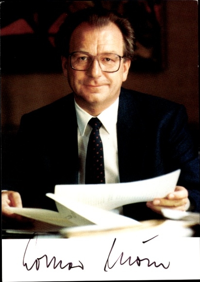 Postcard politician Lothar Späth, Prime Minister of Baden-Württemberg, autograph