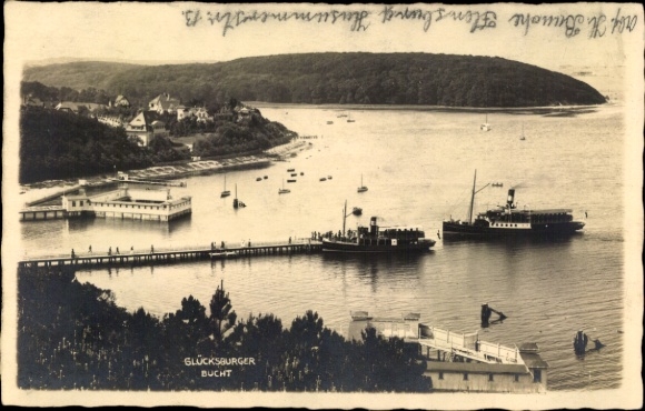 Photo Postcard Glücksburg on the Baltic Sea, bay, steamer