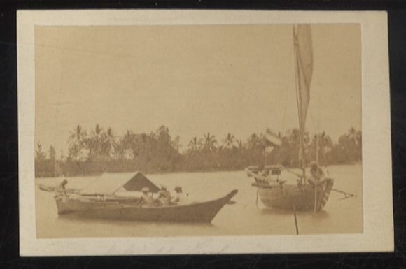 Malaysia - Originalphotographie - August Sachtler, um 1864 - Penang, Einheimische mit ihren Booten
