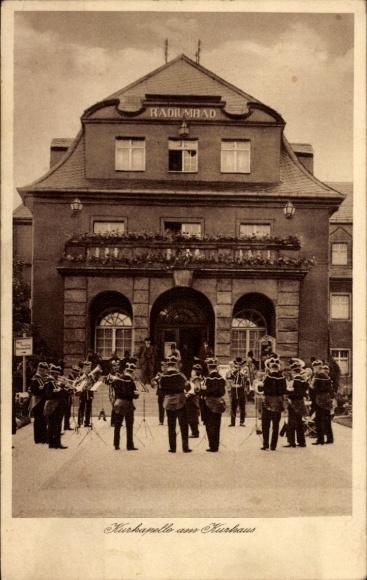 Ak Oberschlema Bad Schlema im Erzgebirge Sachsen, Kurkapelle am Kurhaus, Radiumbad, Instrumente