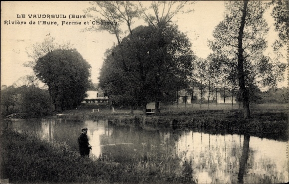 Postcard Le Vaudreuil Eure, Eure River, Farm and Chateau