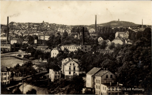 Ak Netzschkau in Vogtland, uitzicht op de stad met Kuhberg