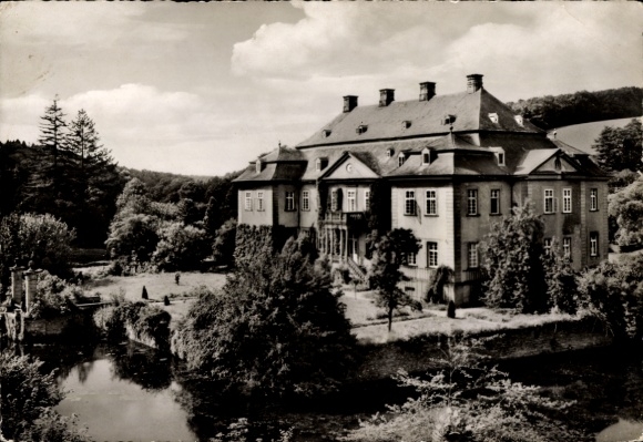 Postcard Kallenhardt Rüthen in Westphalia, Körtlinghausen Castle, State Air Raid Protection School NRW