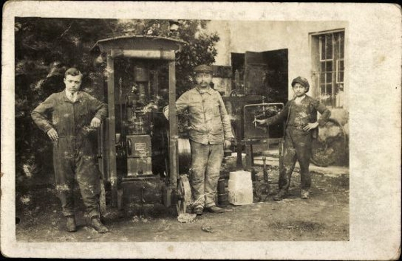 10 old Postcard male portraits, various views