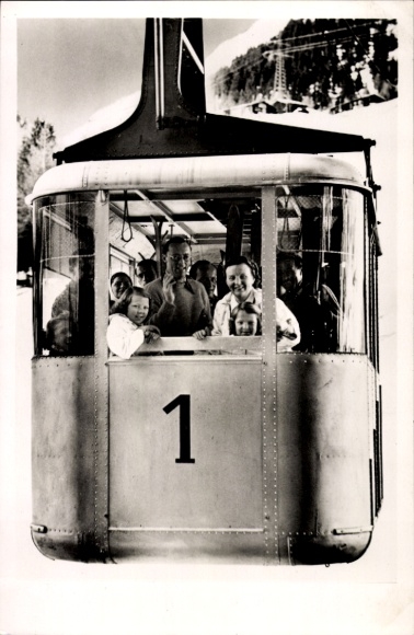 PC St. Anton am Arlberg in Tyrol, Juliana of the Netherlands, Beatrix, Royal Family, Cable Car