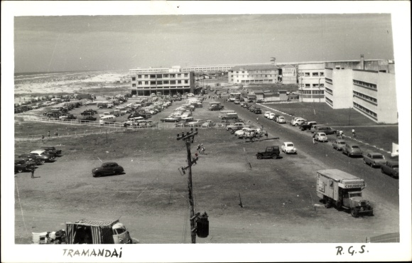 Photo Tramandai Brazil, partial view of the city, churros vending truck, cars