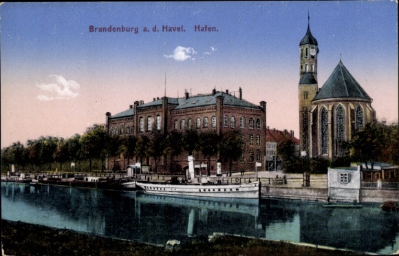 Postcard Brandenburg an der Havel, harbor, buildings, church, water, boats