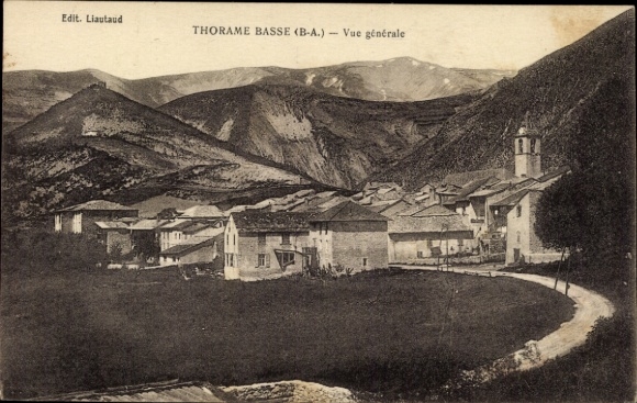 Postcard Thorame-Basse Alpes-de-Haute-Provence, Vue générale