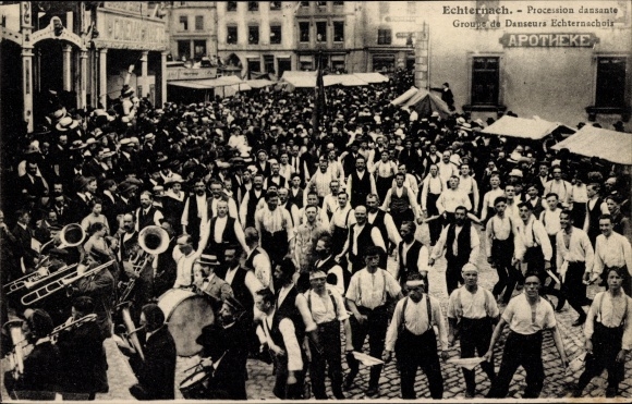 Postcard Echternach Luxembourg, Procession dansante, pharmacy