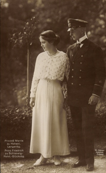 Ak Prinzessin Marita zu Hohenlohe Langenburg, Prinz Friedrich zu Schleswig Holstein Glücksburg