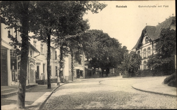 Postcard Reinbek in Schleswig Holstein, Bahnhofstrasse, post office, H. Rathmann shop