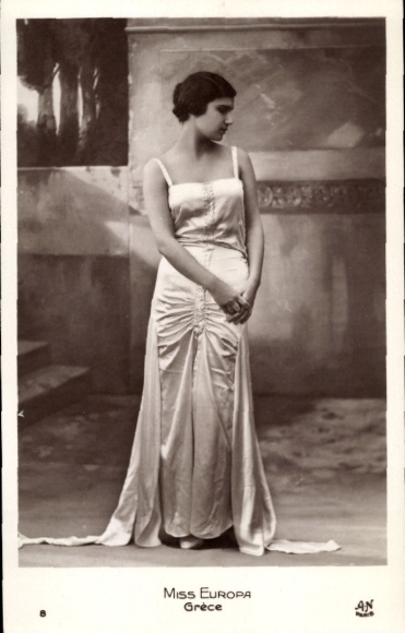 Postcard Miss Europe, Greece, portrait
