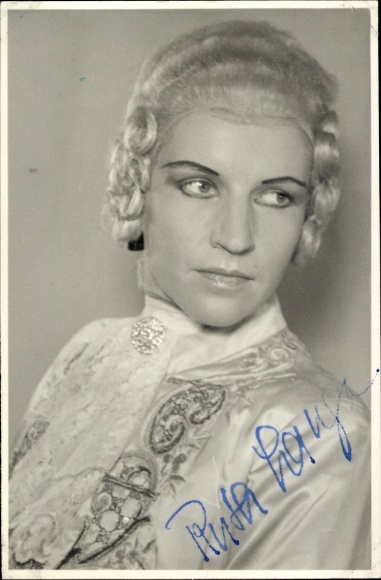 Photo opera singer Ruth Lange, portrait, autograph