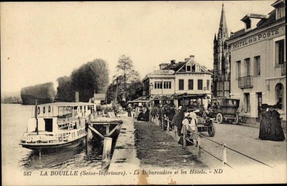 Postcard La Bouille Seine Maritime, Debarcadere, Hotels