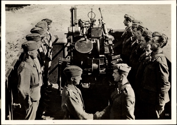 Photo Hoffmann, Heinrich, Hitler presents Mussolini with a railway flak train, July 1940