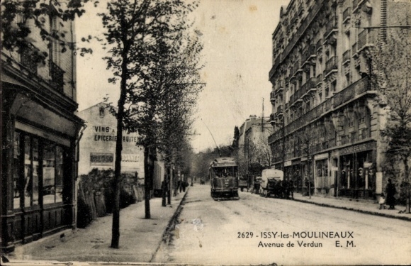 CPA Issy les Moulineaux Hauts de Seine, Avenue de Verdun