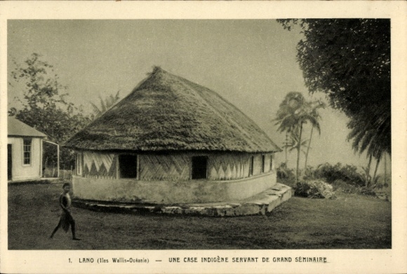 Postcard Lano, French overseas territory of Wallis and Futuna, Uvea Island, Une Case Indigène