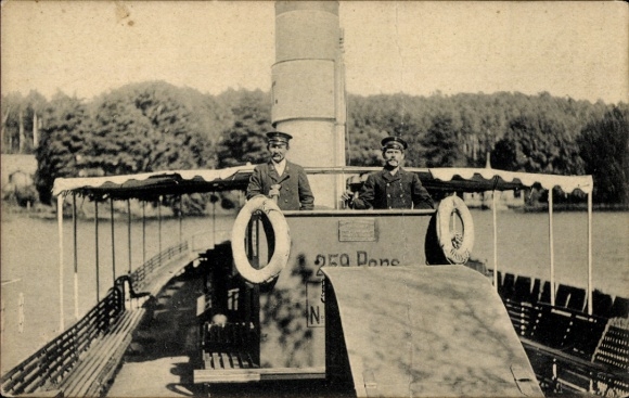 Postcard Berlin Zehlendorf Wannsee, steamers, captains
