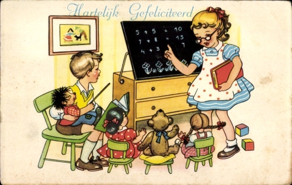 KP Kindertjes allemal opgelet, dziewczynka przy tablicy, miś, lalki