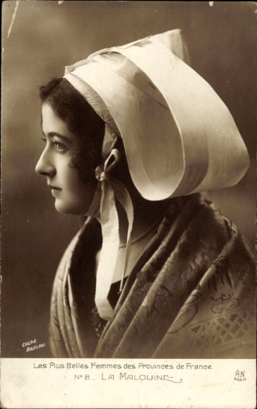 Postcard Most Beautiful Women of the Provinces of France, La Malouine