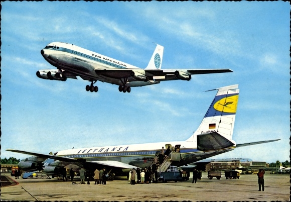 PC Dusseldorf Airport, Lufthansa passenger plane, Pan American