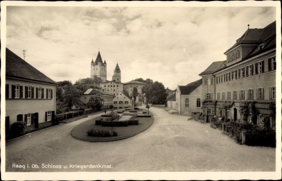 Postcard Haag in Upper Bavaria, castle, war memorial