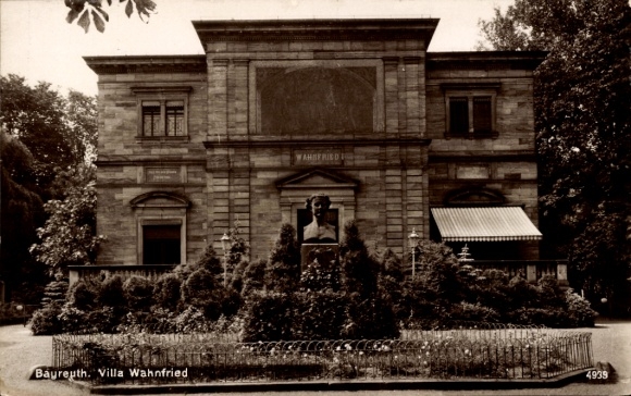 Ak Bayreuth in Opper-Franken, Villa Wahnfried, architectuur, tuin, monument