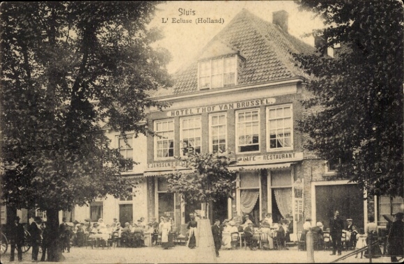 Postcard Sluis Zeeland Netherlands L'Ecluse, Hotel 't Hof van Brussel