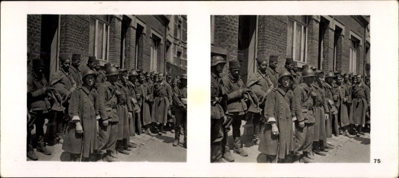 Stereo spatial image photo The War in the West No. 75, Moroccans captured by the French. army