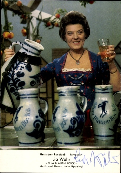 Postcard actress Lia Wöhr, portrait, autograph, Zum blauen Bock, music and humor at Äppelwoi