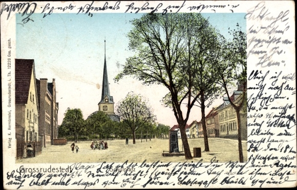 Ak Großrudestedt in Thüringen, Schulplatz, Kirche