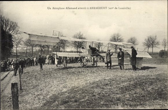 Ak Arracourt Meurthe et Moselle, Aeroplan Allemand atterit, erbeutetes deutsches Aufklärungsflugzeug
