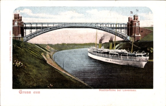 PC Levensau Neuwittenbek in Schleswig Holstein, high bridge, steamer