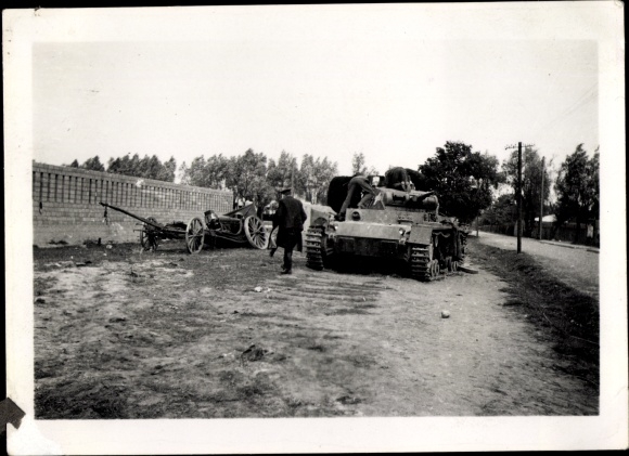 Photo Sochaczew Poland, German tank at the train station, Wehrmacht, WWII