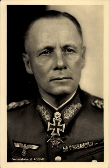 Ak Generalfeldmarschall Erwin Rommel, Ritterkreuzträger, Eichenlaub m. Schwertern u. Brillanten