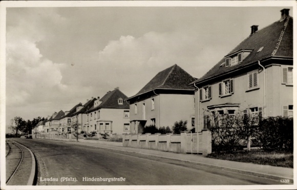 Postcard Landau in der Pfalz, Hindenburgstraße