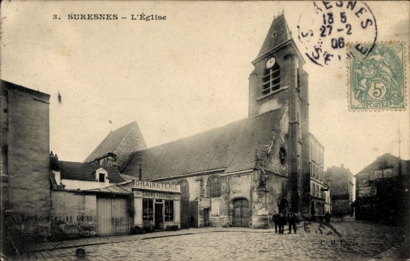 Ak Suresnes Hauts de Seine, L'Église,   Architektur, Marktstraße, Passanten