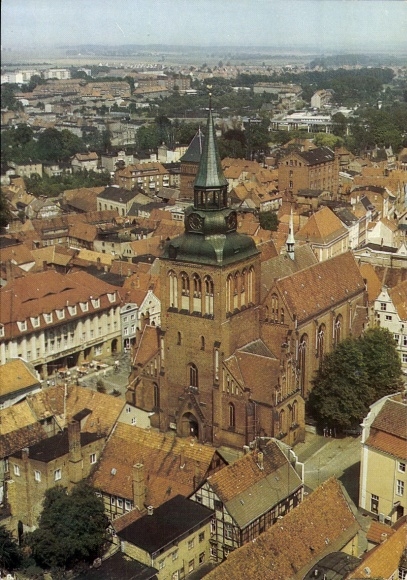 Ak Güstrow in Mecklenburg, Stadt, Pfarrkirche St. Marien
