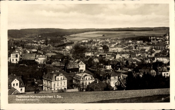 Postcard Markneukirchen in Vogtland, general view of the town, music town landscape