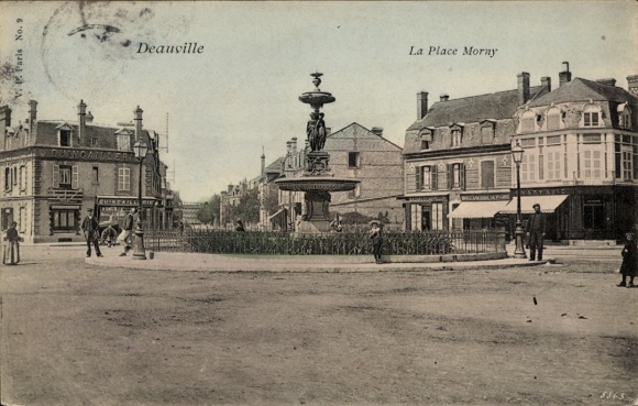 CPA Deauville La Plage Fleurie Calvados, La Place Morny