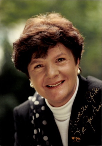 Foto Politikerin Gerdi Staiblin, Autogramm