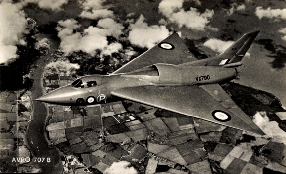 Postcard British military aircraft, Avro 707 B