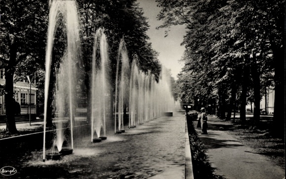 KP Drezno, Międzynarodowa Wystawa Higieny 1930, fontanny, Hundertbrunnenstrasse