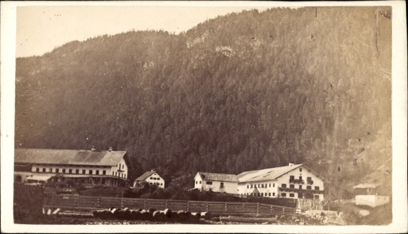 Photo case Lenggries Upper Bavaria, partial view of the town