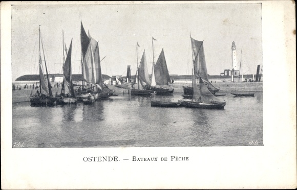 Postcard Oostende Ostend West Flanders, fishing boats, lighthouse