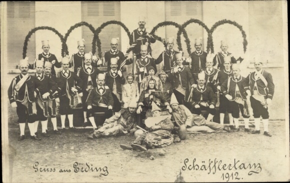 Ak Erding in Oberbayern, Schäfflertanz, Bayrische Tracht