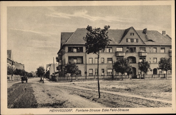 Postcard Hennigsdorf an der Oberhavel, Fontanestrasse corner Feldstrasse