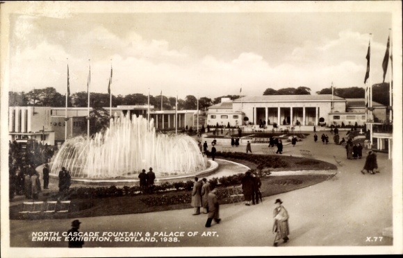Postcard Scotland, Empire Exhibition 1938, North Cacade Fountain and Palace of Art