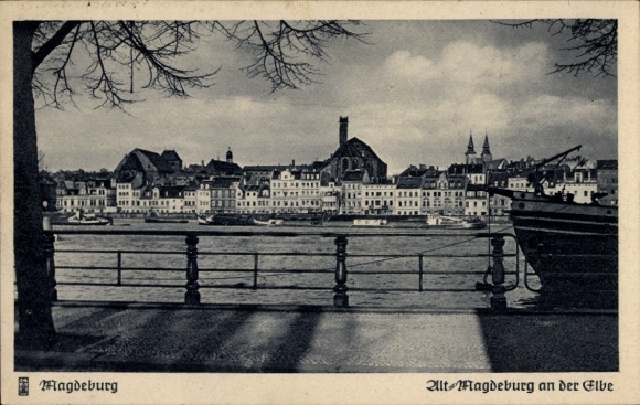 Postcard Magdeburg on the Elbe, view of the old town, river bank