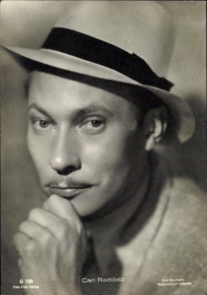 Postcard actor Carl Raddatz, portrait with hat, Film Photo Verlag G 199